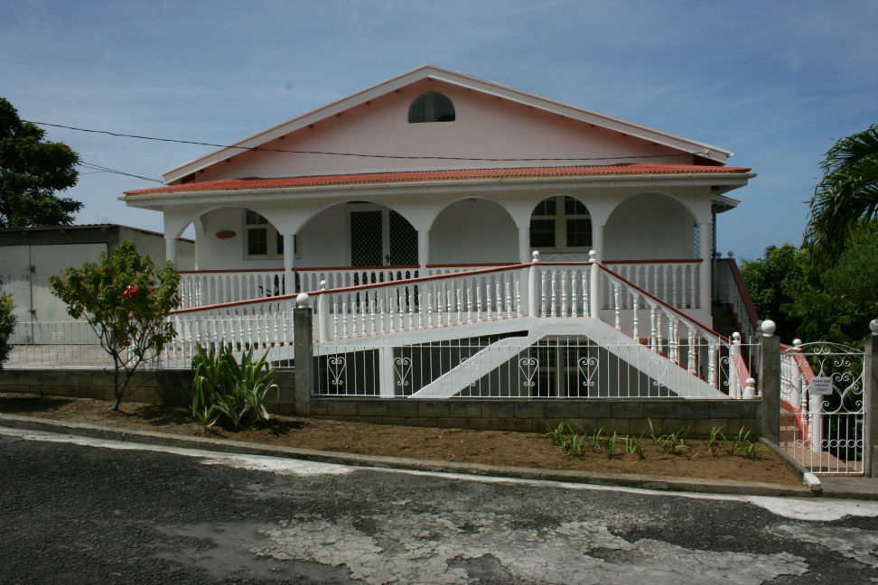 2 Bedroom Apartment For Short Term Rent In Wallhouse Millenia Realty