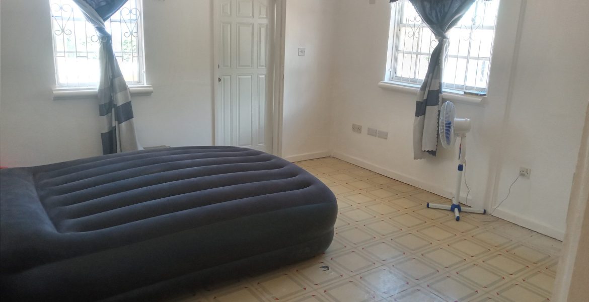 SemiFurnished Apartment For Rent In Geneva, Grand Bay (RENTED OUT