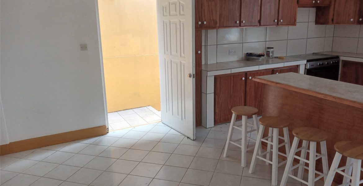 SemiFurnished Apartment For Rent In Geneva, Grand Bay (RENTED OUT