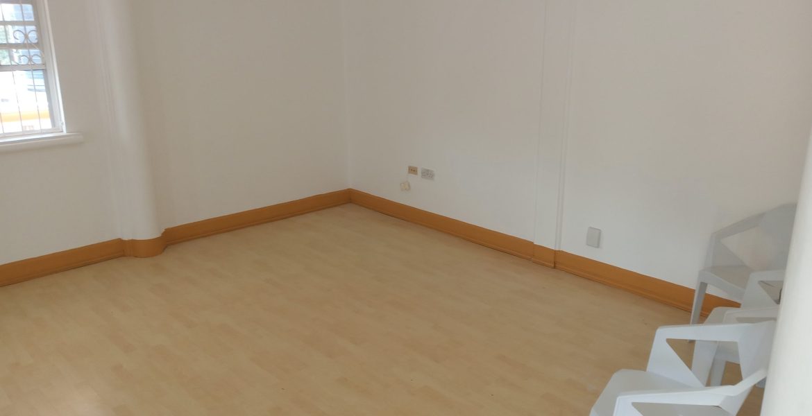 SemiFurnished Apartment For Rent In Geneva, Grand Bay (RENTED OUT